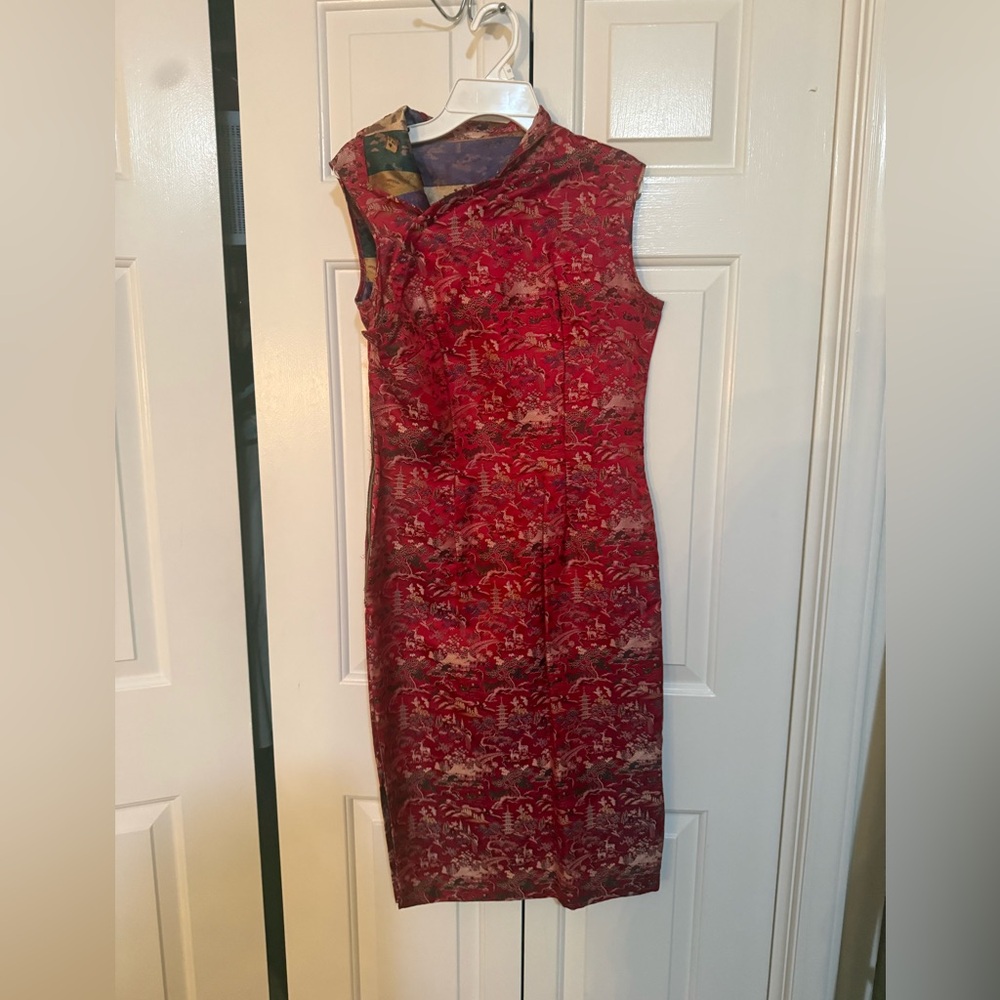 Sleeveless Japanese Red Patterned Sheath Dress